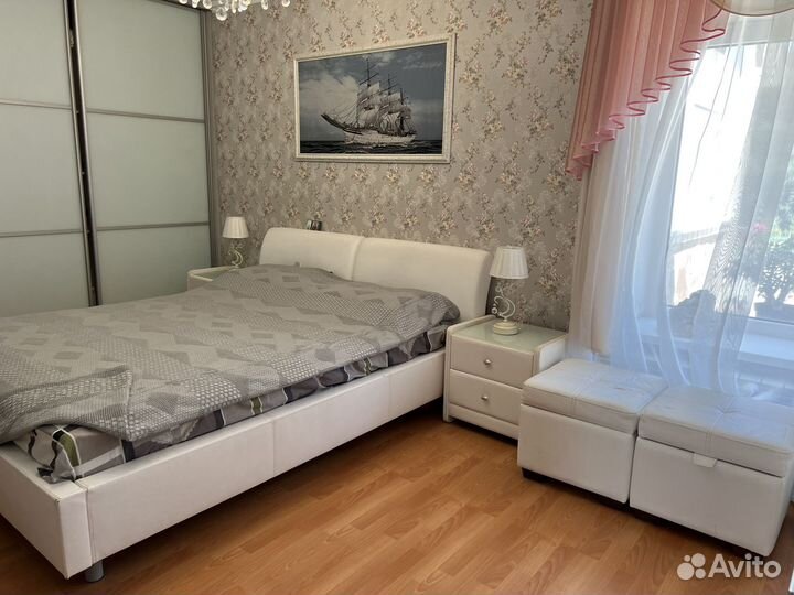 Спальный гарнитур бу