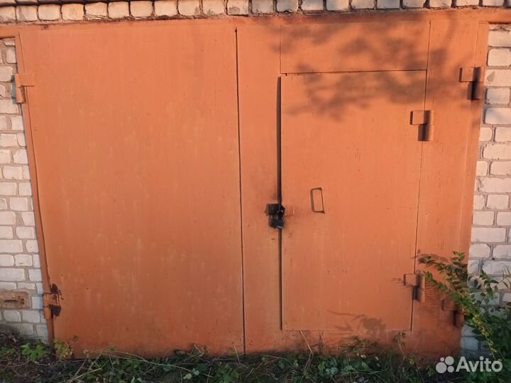 Ворота гаражные металлические бу