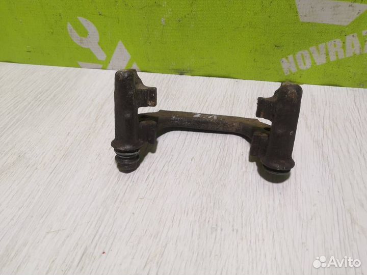 Скоба суппорта заднего Форд Фокус 1