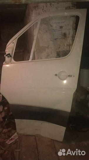 Дверь передняя левая фо-ц крафтер 2011г,выпуска