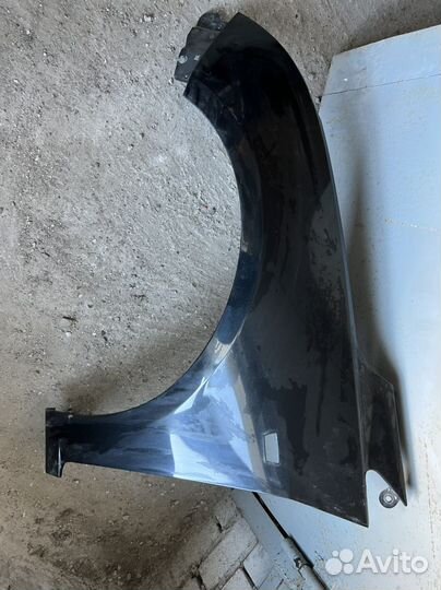 Крыло переднее левое черное chevrolet cruze