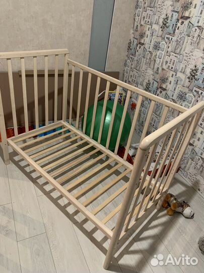 Детская кровать с матрасом