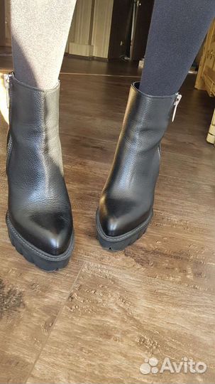 Ботинки женские 38 размера италия