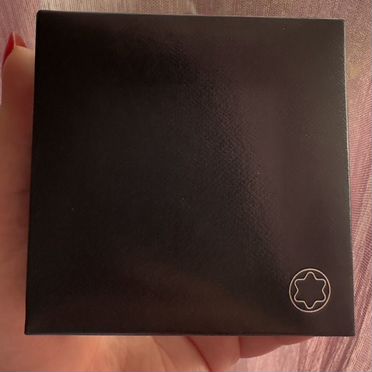 Футляр для запонок или пуссет montblanc