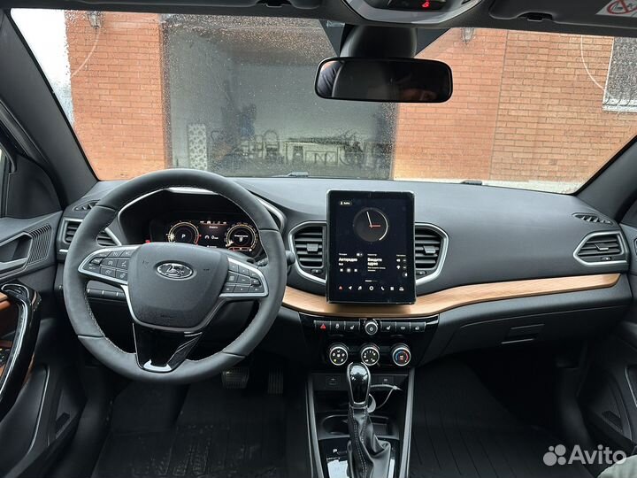 LADA Vesta Cross 1.8 CVT, 2024, 20 км