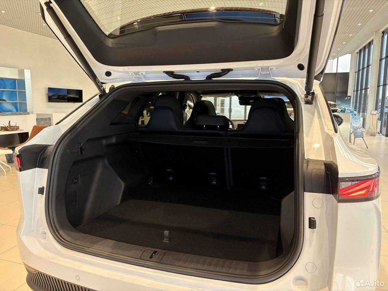 OMODA C7 1.6 AMT, 2025