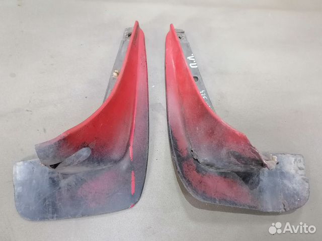 Брызговик передний Mazda 323 5E 1.5 1980-89