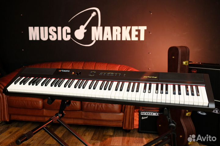Цифровое пианино для обучения + стойка