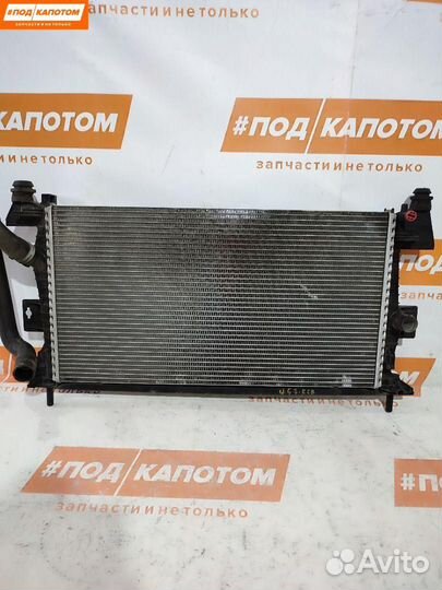 Радиатор основной Ford Focus 3 2011 BV618005AD
