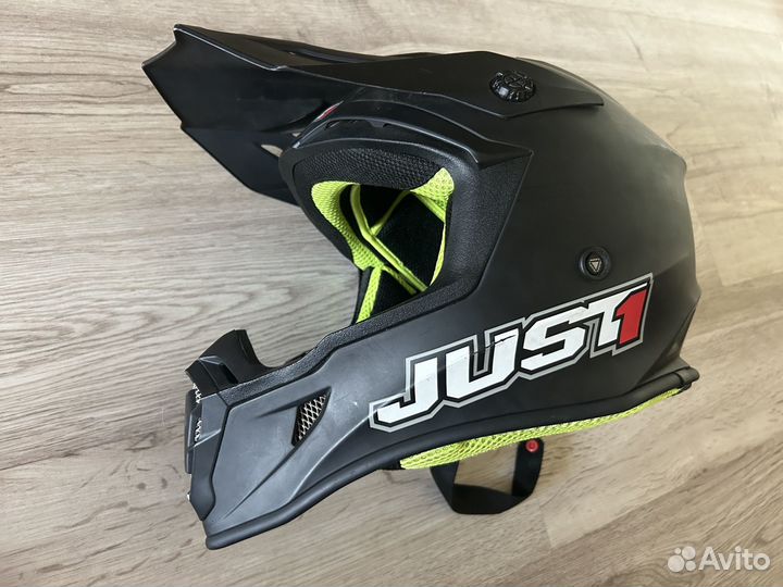 Шлем кроссовый