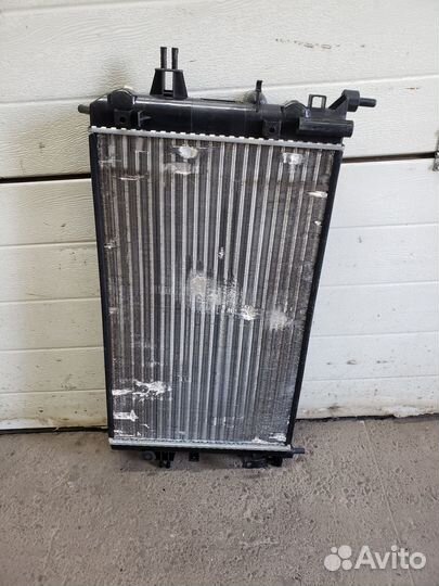 Opel Astra/Zafira Радиатор основной