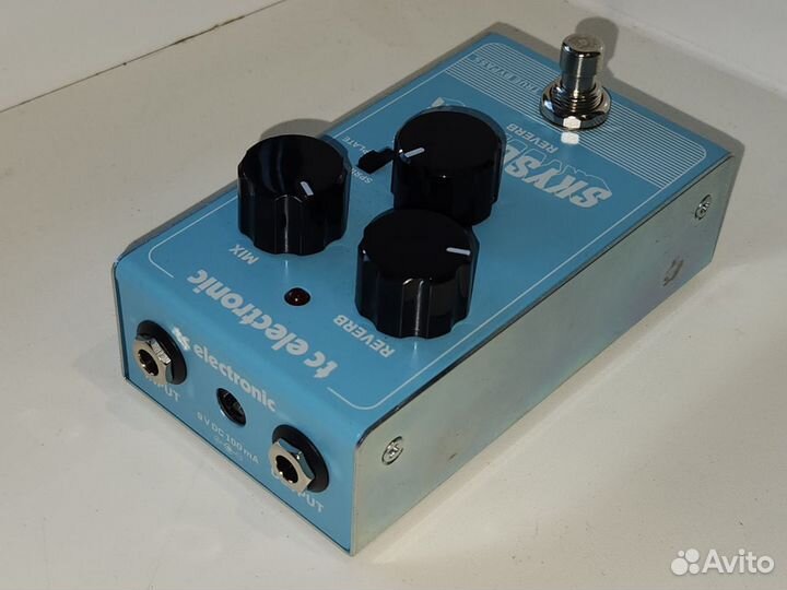 Педаль реверб TC electronic skysurfer reverb