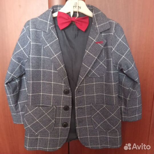 Пиджак, белая рубашка для мальчика