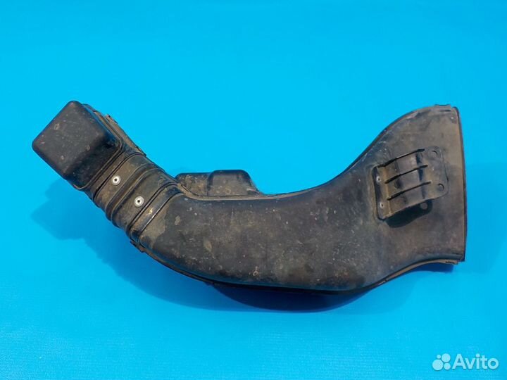 Воздухозаборник mitsubishi Outlander XL (CW) 2006