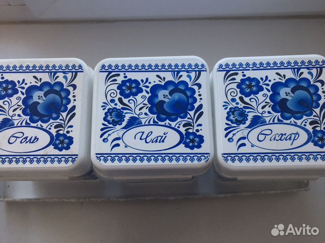 Пластиковые контейнеры для сыпучих