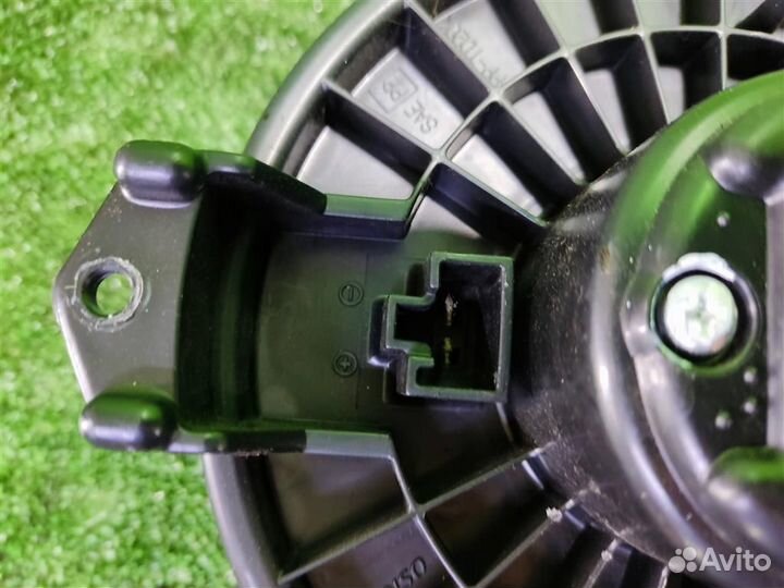 Моторчик печки Toyota Yaris P90 2010