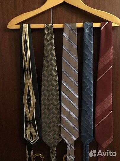 Галстуки Италия,Чехословакия,ссср