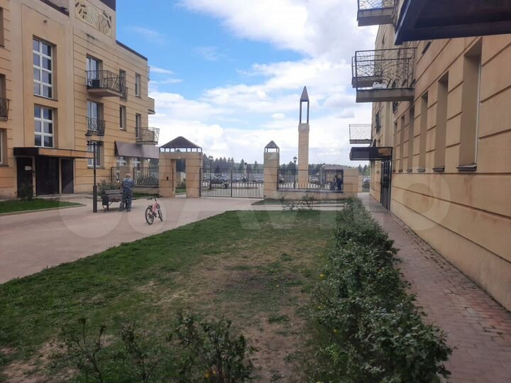 2-к. квартира, 55 м², 2/4 эт.