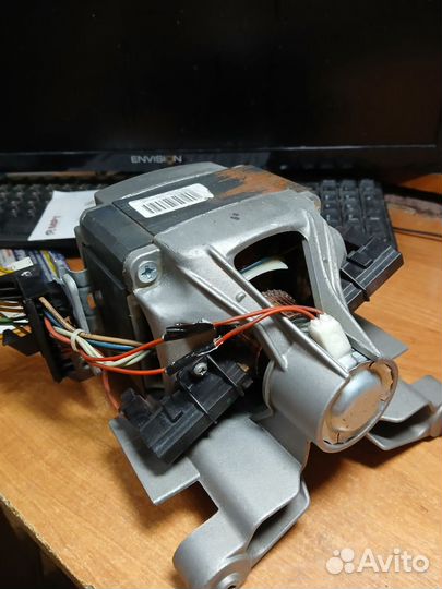 Двигатель от стиральной машины electrolux