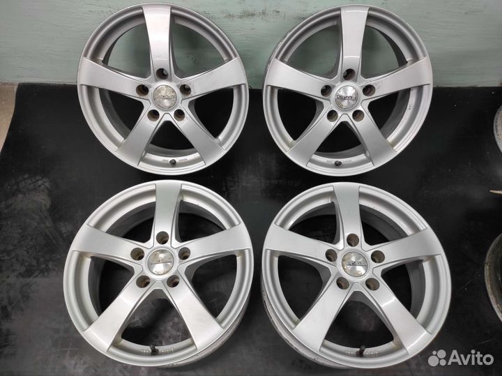 Dezent r16/5*115/et 40/dia 70.2