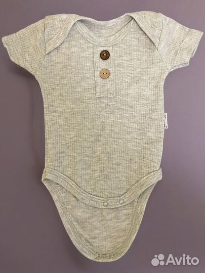 Детские вещи для новорожденных