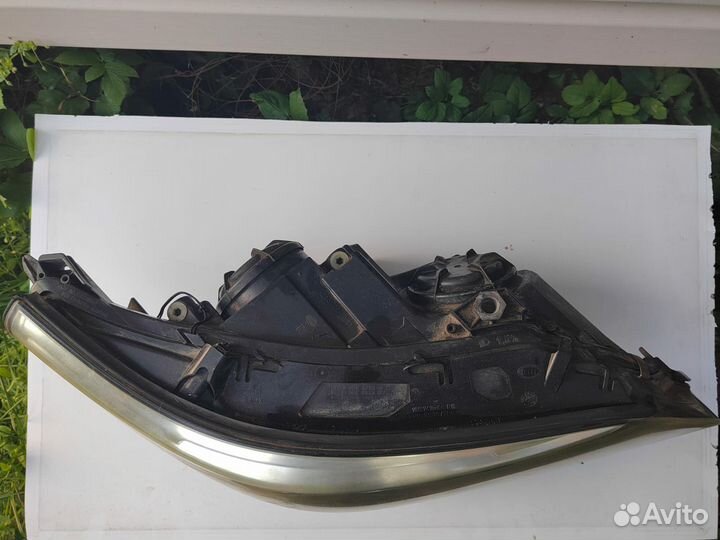Фара бмв 5 е 60