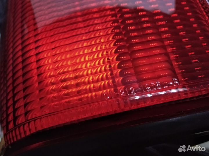 Фонарь задний Toyota Land Cruiser Prado (90)