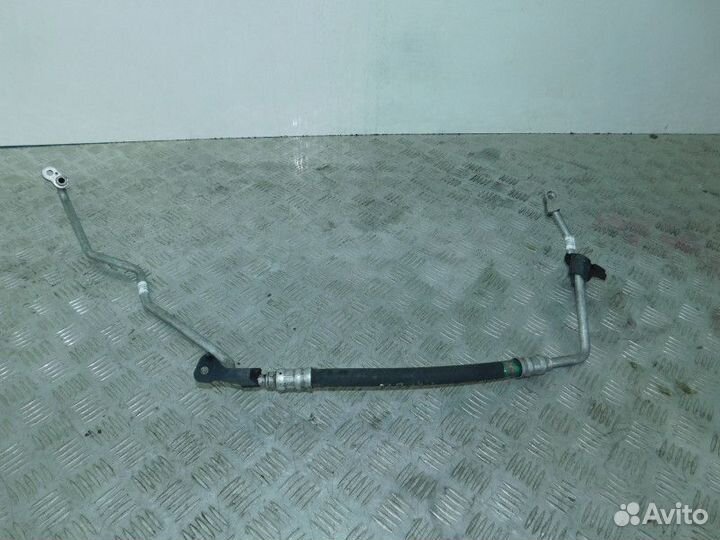 Трубка для BMW 1-Series (E81/E82/E87/E88)