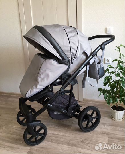 Ультрамодная Pituso Confort 3 в 1 в идеале