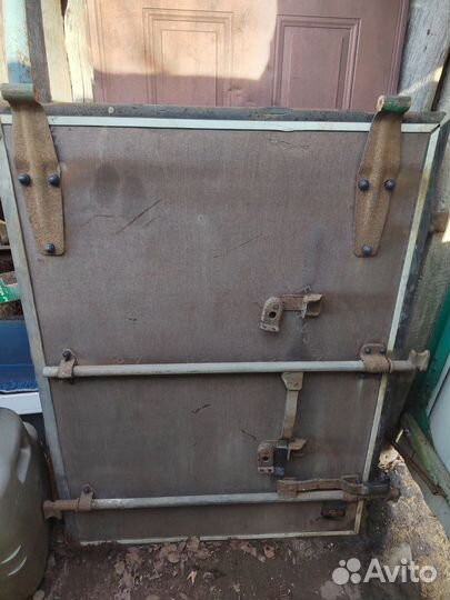 Задние ворота Полуприцепа krona