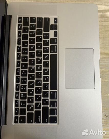 Apple MacBook Pro 15 retina