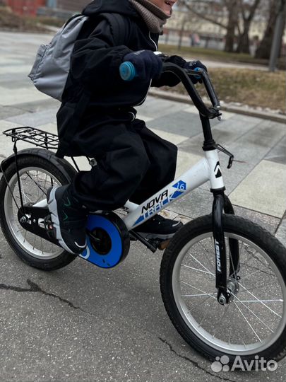 Детский велосипед 16