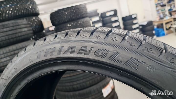 Triangle Snowlink PL02 245/65 R17 111H