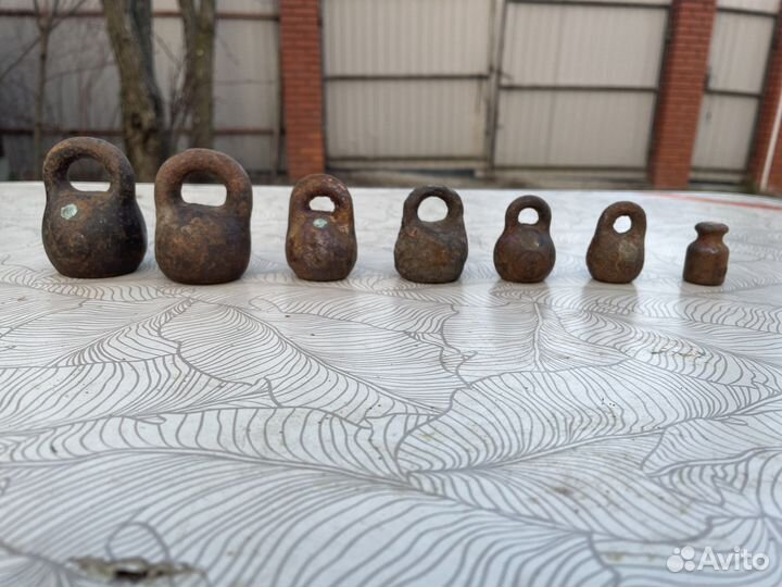 Гирьки для весов старинные
