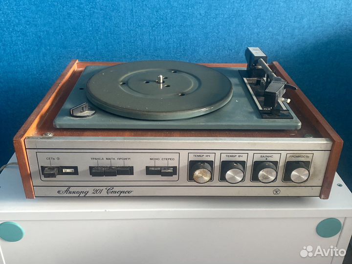 Виниловый проигрыватель Аккорд 201 Стерео