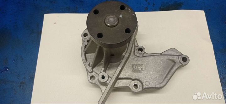 Водяная помпа hepu. Ford