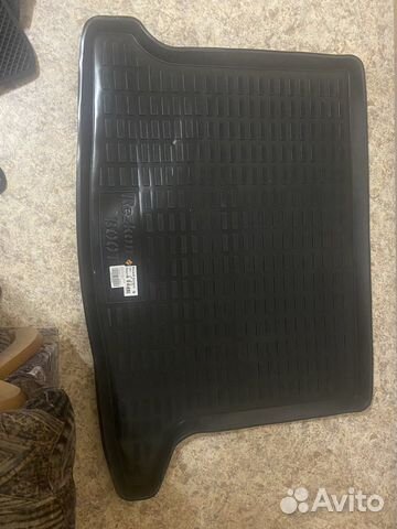 Коврик в багажник рено сандеро