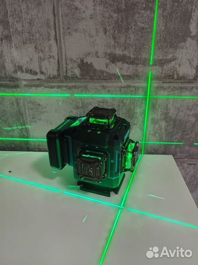 Лазерный уровень makita 4D 16 линий