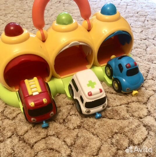 Elc гараж с машинками