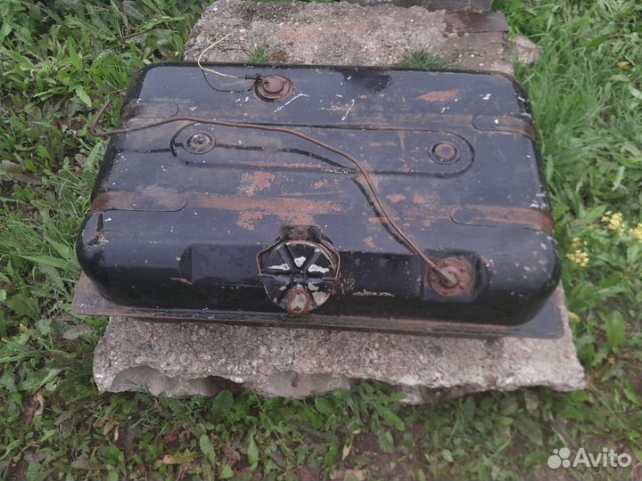 Топливный бак на ЗИЛ 130