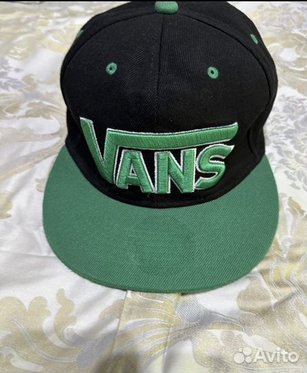 Бейсболка мужская vans