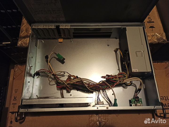 Короткие корпуса 2U