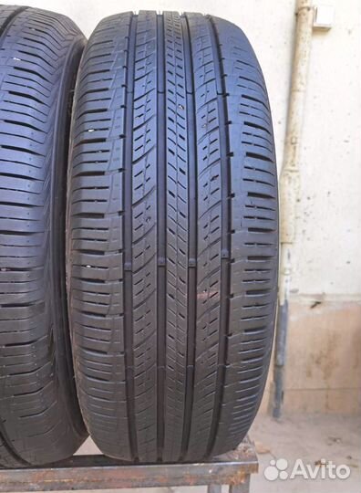 Hankook Dynapro HP2 RA33 215/60 R17 96H