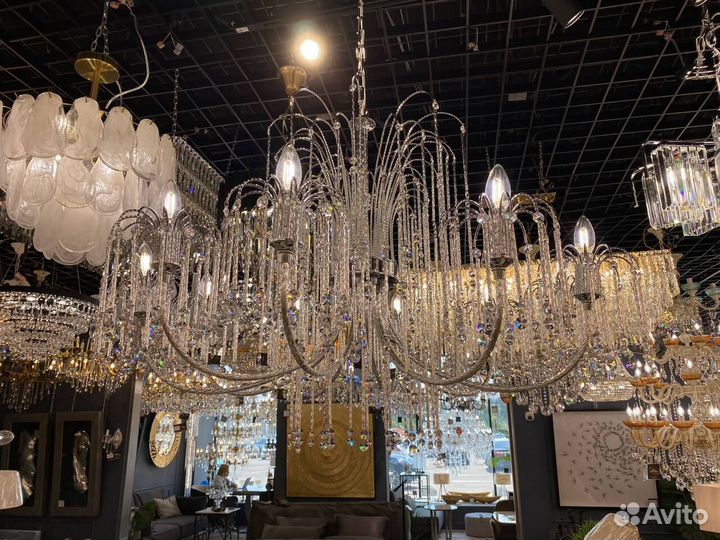 Люстра для шикарного интереьера