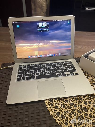 Macbook Air 13 2015 120 gb(забронировано)