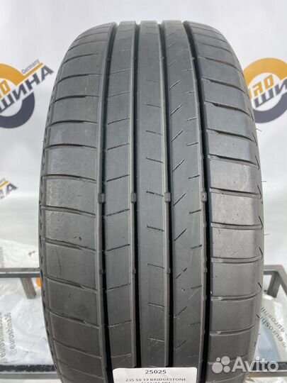 Bridgestone Alenza 001 235/50 R19 98V