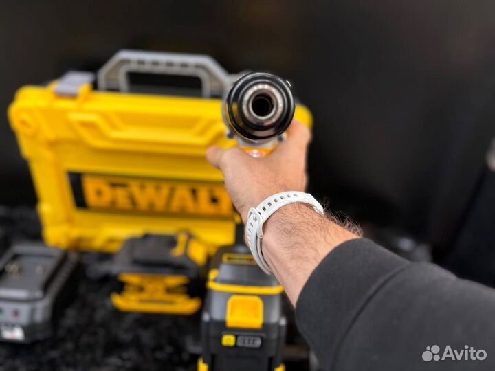 Шуруповерт Ледобур dewalt бесщеточный ударный