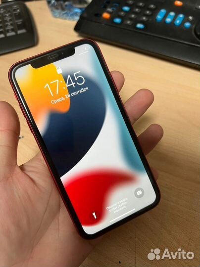 iPhone 11, 64 ГБ