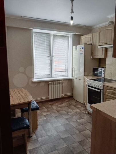 1-к. квартира, 38 м², 2/10 эт.