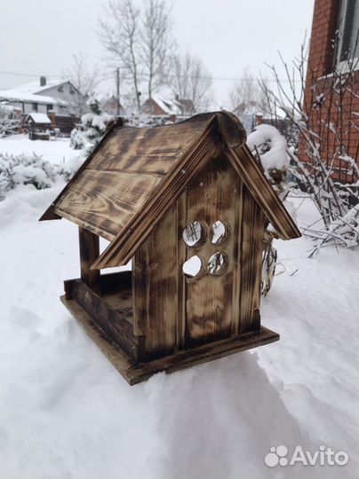 Кормушка для птичек и белок